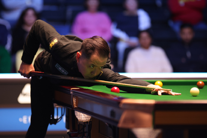 宾汉姆拿下, 徐思不敌尼