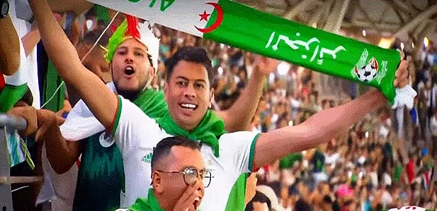 src, 人民对足球